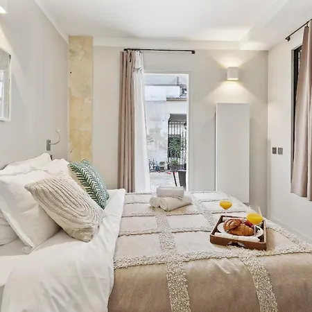 Bnbnova - 2br 2ba Le Marais & Place Des Vosges Paris